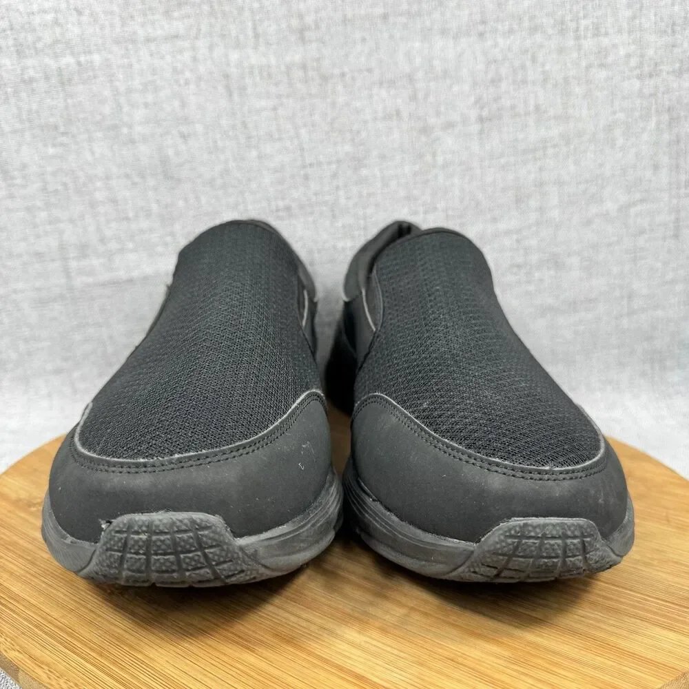 Skechers Shoes Men's Size 13 Relaxed Fit Slip On Sneakers